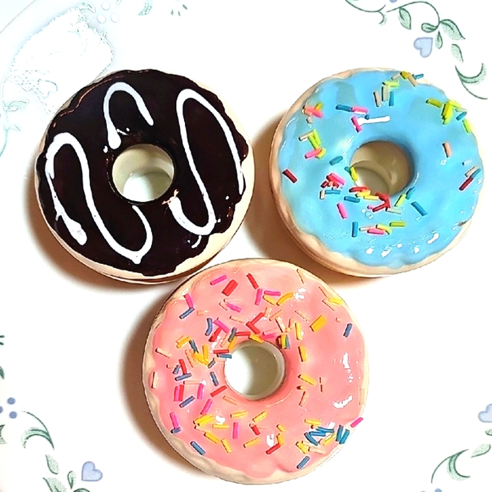 Colorful Donut Shaped Ceramic Tinket Box 🍩